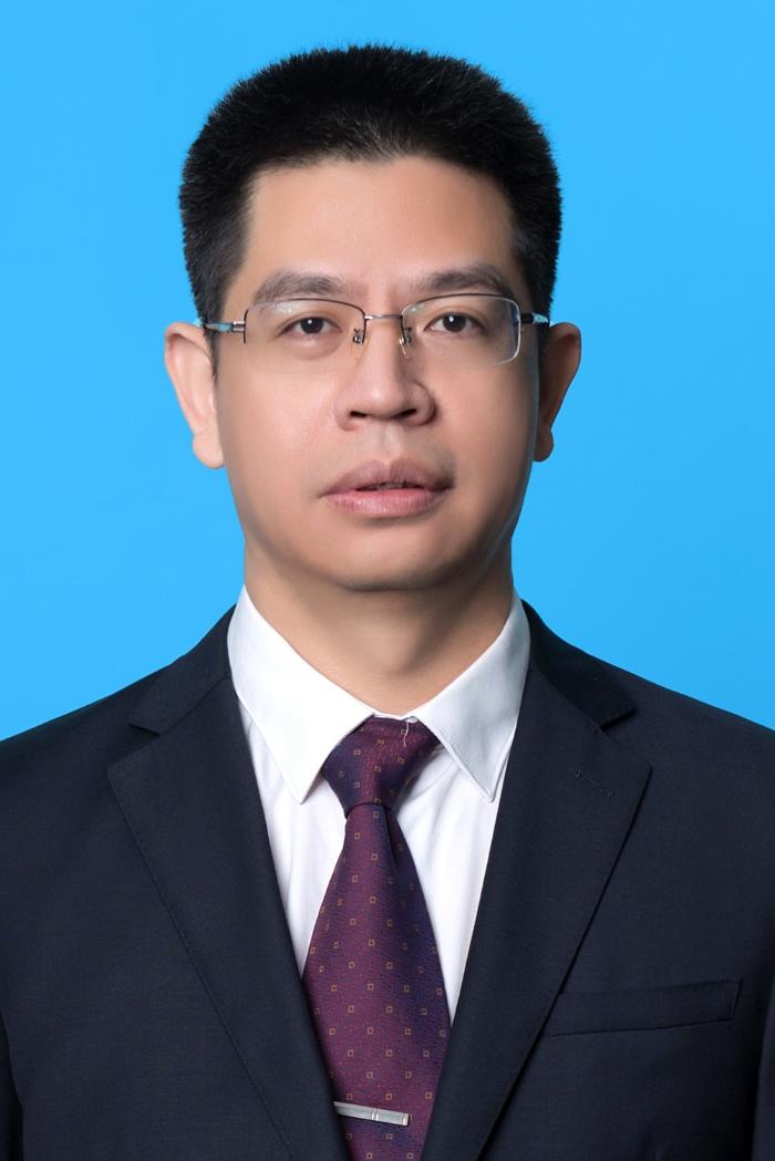 張海雄 支部副書記